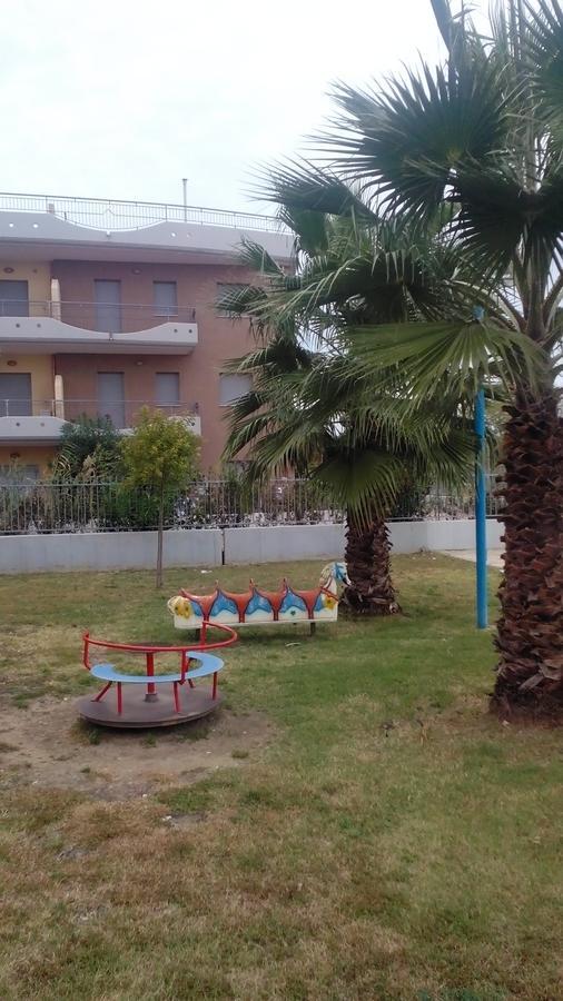 Residence Albadorata カンポマリーノ エクステリア 写真
