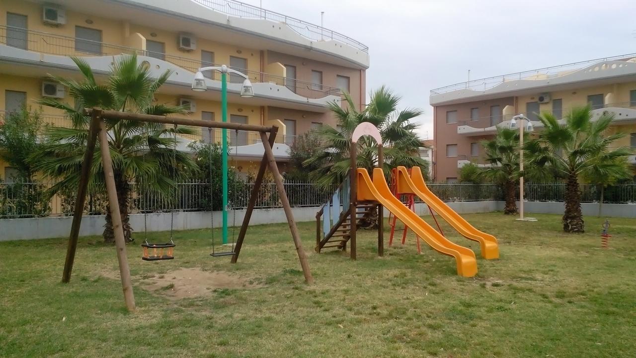 Residence Albadorata カンポマリーノ エクステリア 写真