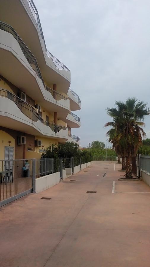 Residence Albadorata カンポマリーノ エクステリア 写真