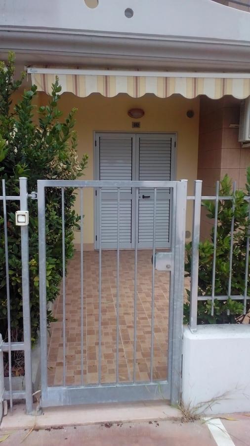 Residence Albadorata カンポマリーノ エクステリア 写真